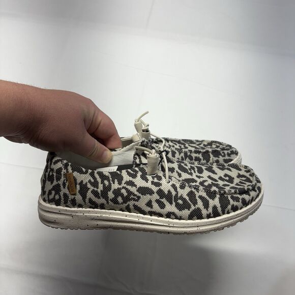 Hey Dude Women's Wendy Woven Cheetah Gray Slip On Shoes Womens size 7 - Picture 1 of 7